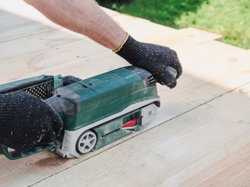 Outdoor Deck Sanding